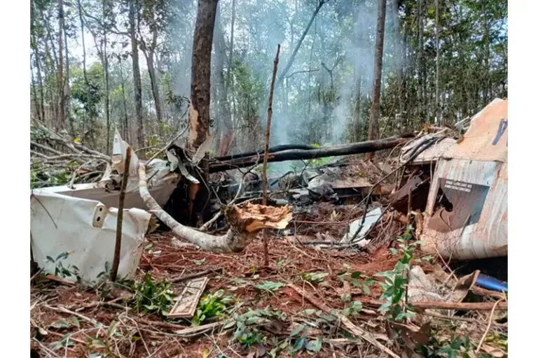 Piloto de MS morre após queda de avião agrícola em fazenda de MT