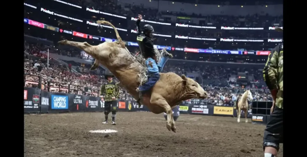 Vem aí a 23ª festa do peão de Alcinópolis