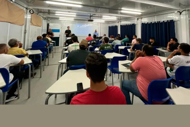 SEDEMA inicia curso gratuito de Instalador de Sistemas Fotovoltaicos em parceria com o SENAI