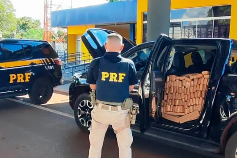 PRF apreende 2,8 toneladas de maconha em duas ocorrências na BR-267
