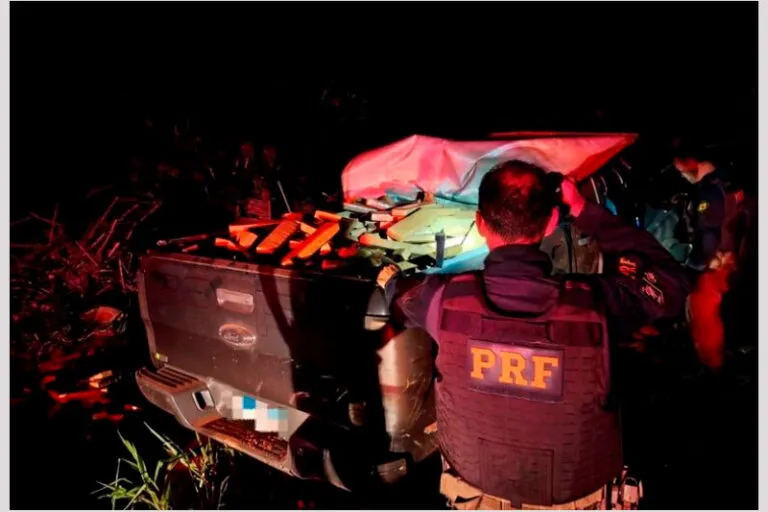 Traficante foge e abandona veículo carregado com mais de 1,4 tonelada de drogas