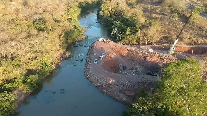 Rapaz desaparece ao pular em rio e desmaiar durante festa de família em Paranaiba