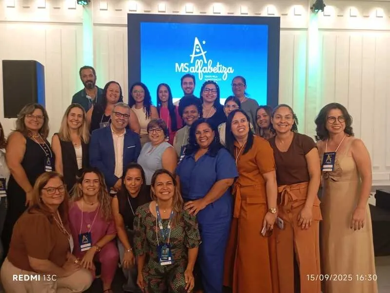 Educação de Chapadão do Sul participa do II Encontro Estadual do MS Alfabetiza em Campo Grande