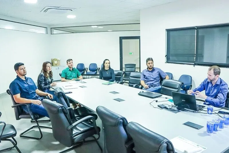 SEINFRA discute implementação do Sistema Maestro para aprimorar a gestão das obras municipais