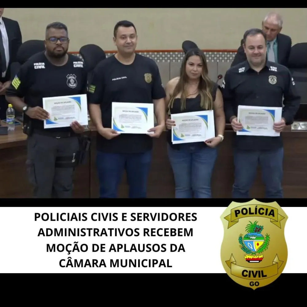 Policiais civis e servidores administrativos recebem moção de aplausos da Câmara Municipal