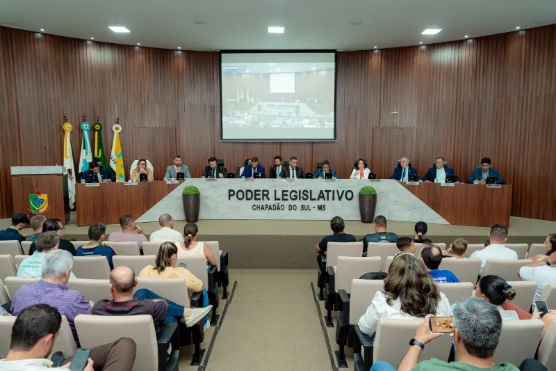 Prefeito em exercício acompanha abertura dos trabalhos legislativos de 2026 na Câmara