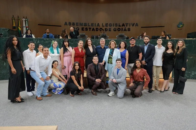 Influenciadores digitais e criadores de conteúdo recebem honrarias do Parlamento goiano, por iniciativa de Rosângela Rezende