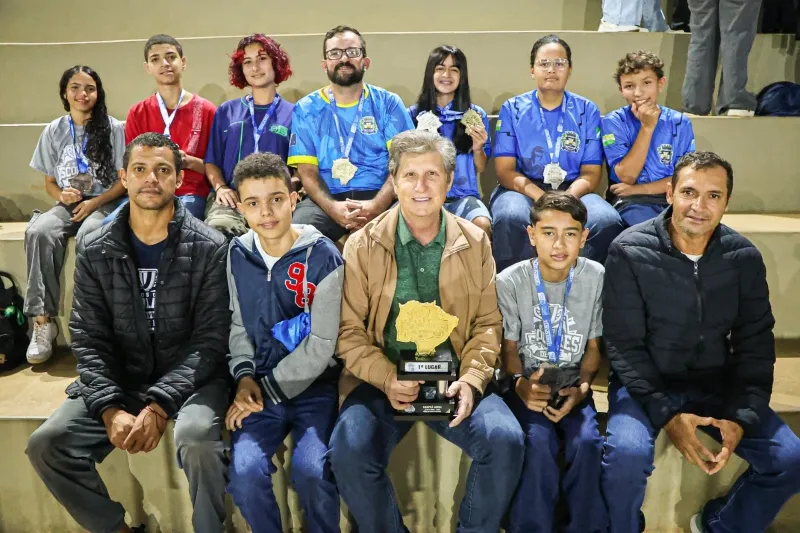 Medalhas no peito, orgulho no coração: Chapadão do Sul celebra jovens talentos que brilham nos Jogos Escolares