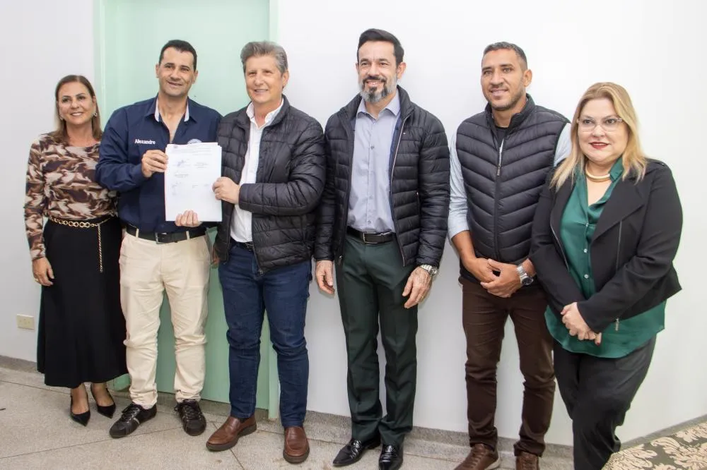 Com apoio do Poder Legislativo, assinatura do contrato de gestão marca nova fase da saúde em Chapadão do Sul