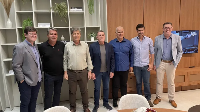 Prefeito prestigia inaugurações e destaca momento de expansão econômica e novos investimentos em Chapadão do Sul/MS
