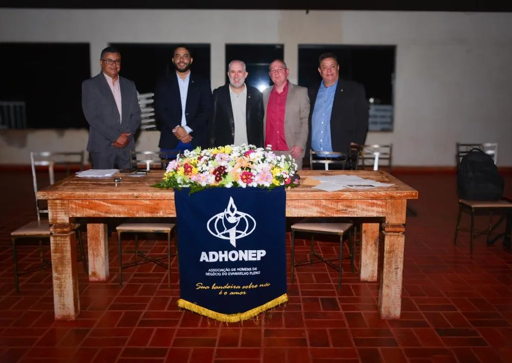A ADHONEP Associação de Homens de Negócio do Evangelho Pleno, capitulo de Chapadão do Ceu realizou no último dia 22/11 (sexta feira) , mais um jantar .