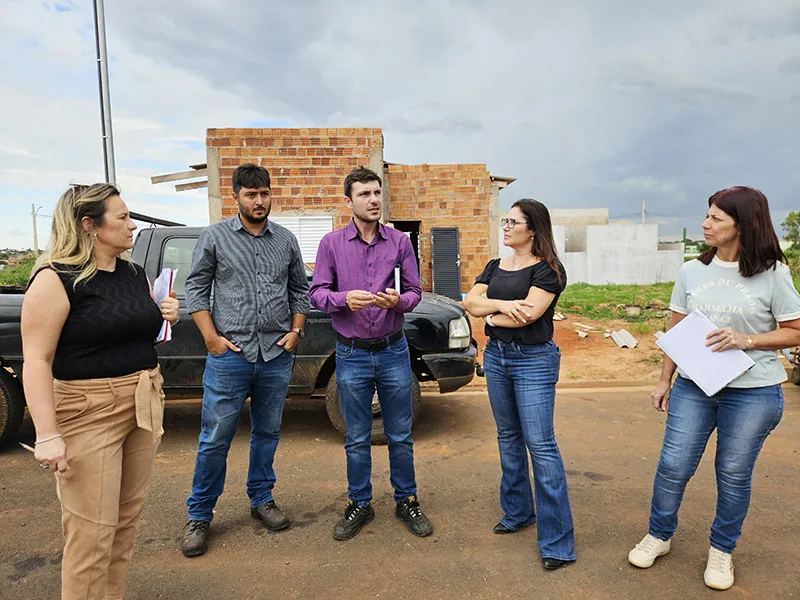 Prefeitura toma medidas para amenizar estragos após forte chuva nesta segunda-feira