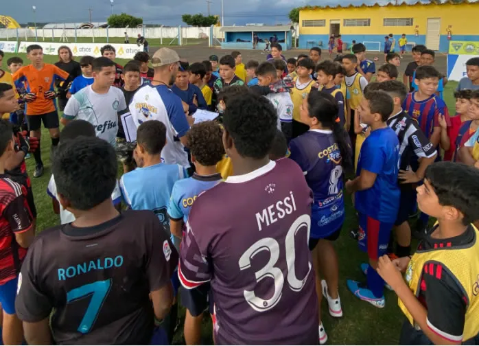 Com 100 participantes, Peneira do CREC busca novos talentos do futebol em Costa Rica