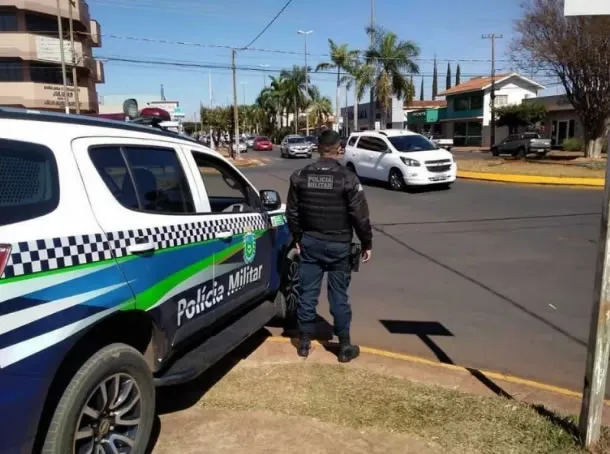 Homem com mandado de prisão por furto foi capturado no Centro de Chapadão do Sul 